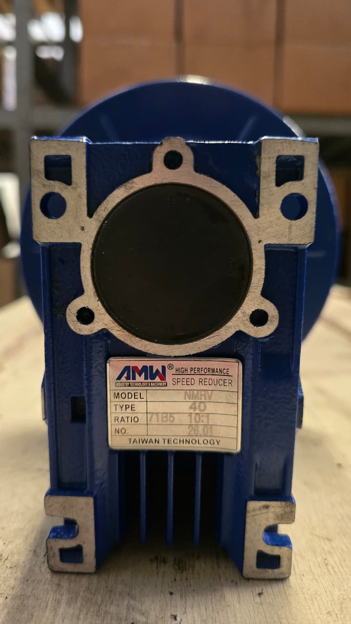 AMW NMRV 71B5 40 1:10 - Image 3